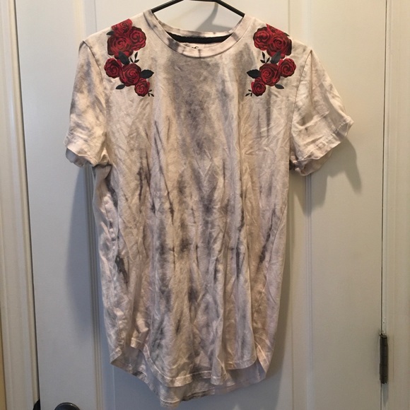 Hollister Curved Hem Tie Dye Rose Print Tshirt M - Picture 1 of 3